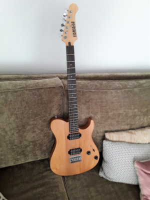 Guitarra Yamaha PAC -120