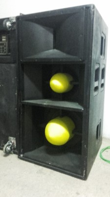 2 Altavoces dat 1200 rms