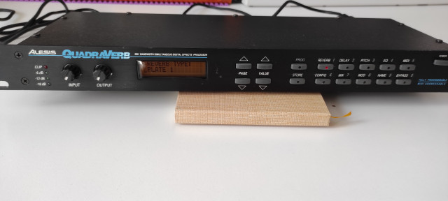 Alesis Quadraverb