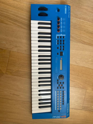 Vendo Sintetizador Yamaha MX49 BLUE V2