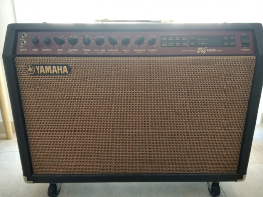 Amplificador Yamaha DG100 212