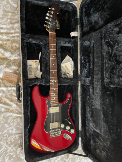 Fender Stratocaster con mejoras