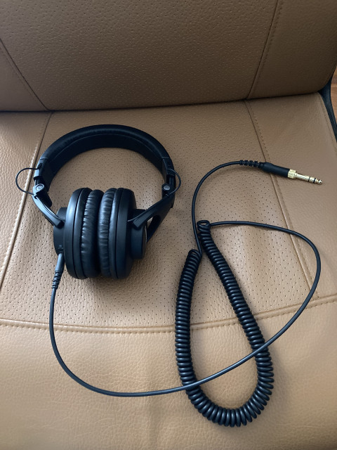 Auriculares Shure SRH440