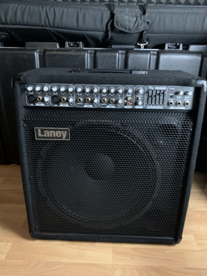 Laney AH300 (Amplificador 300W RMS para Teclados y/o voz)