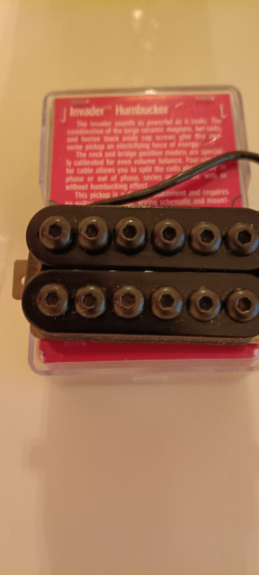 Seymour SH-8b Invader Black