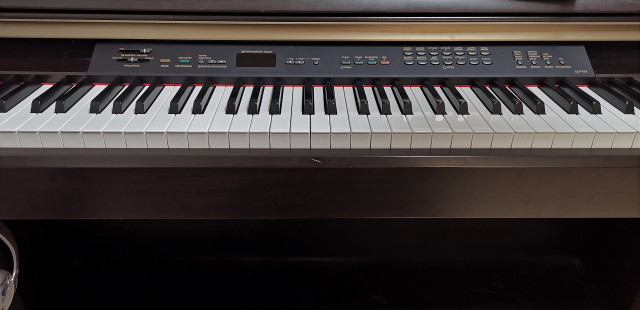 Piano Yamaha Clavinova