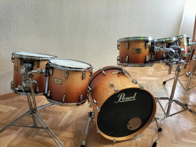 ** Pearl Máster Custom Maple**