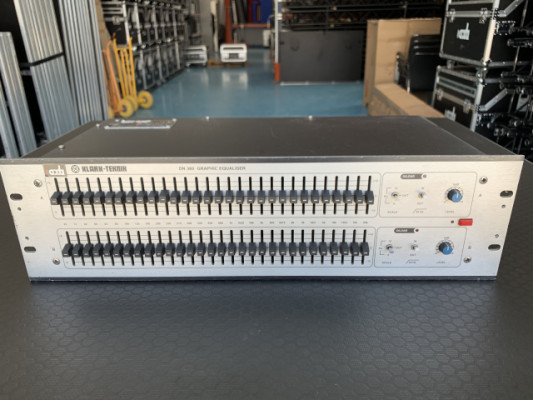 Ecualizador gráfico Klark Teknik DN-360 1/3 Octava