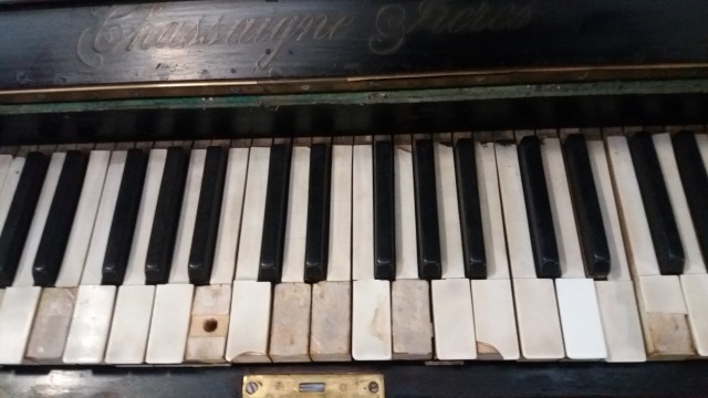 Piano Chassaigne Freres