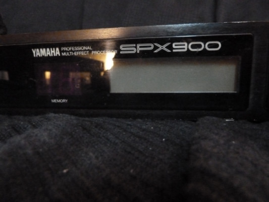 Yamaha SPX 900