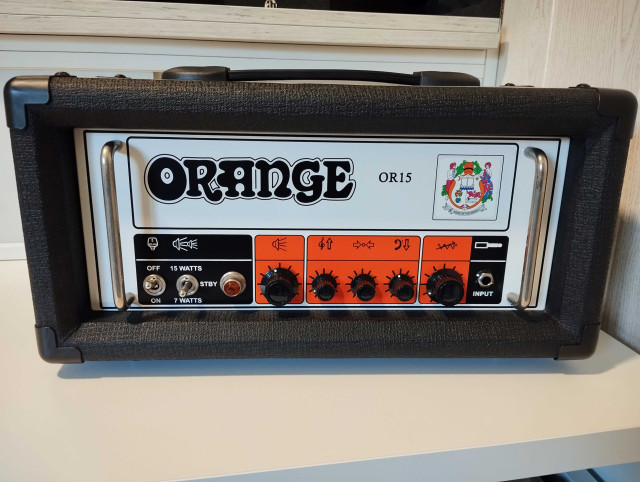 Orange OR-15 black