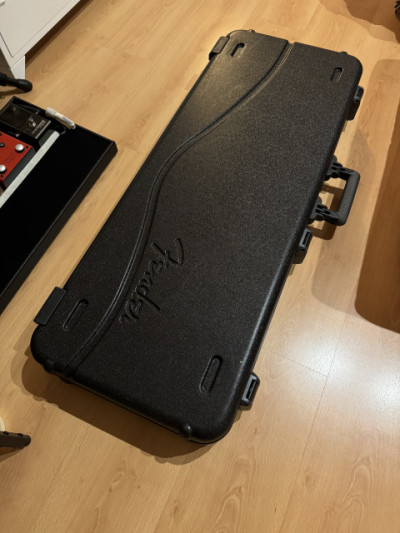 Estuche Fender Deluxe Molded Tele Strat