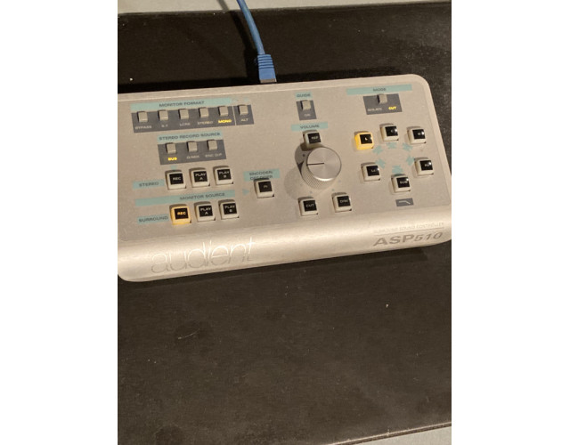 Audient ASP510 (Controlador de monitores y 5.1)
