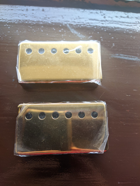 ENVÍO INCLUIDO 2x cubiertas nickel silver doradas humbucker