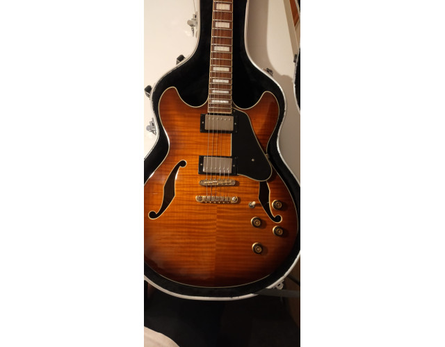 IBANEZ AS 93 VLS, con pastillas GIBSON 57 CLASSIC