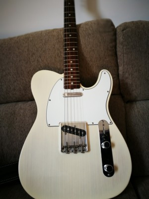 Fender 64 American Vintage Telecaster White blonde