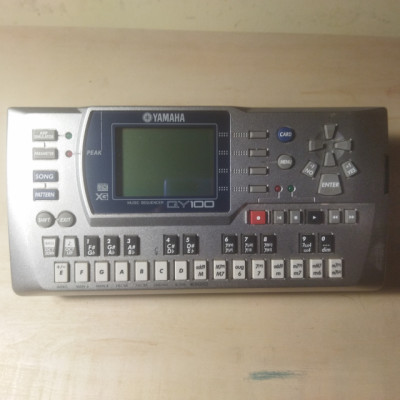 Vendo secuenciador Yamaha QY100