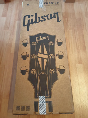 Cajas cartón Gibson (RESERVADA) y Yamaha