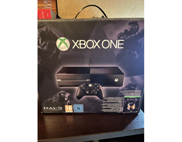 Xbox one 500 gigas con caja