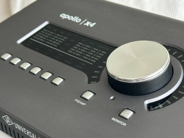 Apollo x4 Gen 1 + 66 Plugins + Decksaver
