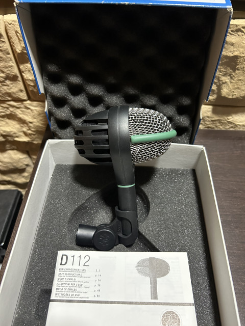 Micrófono AKG D112