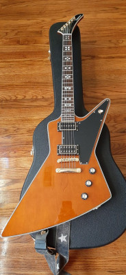 Epiphone Lee Malia Explorer Custom