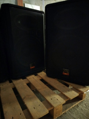 4 Cajas Wharfedale EVP 15