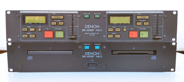 Mezclador y reproductor DENON DN-2000F MK II