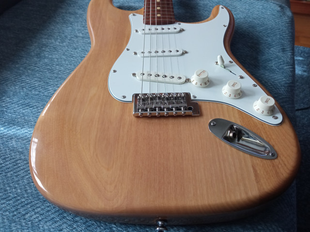 Fender/partcaster Stratocaster de fresno
