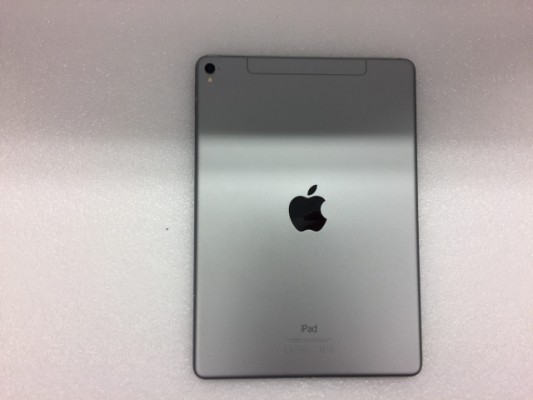 iPad Pro 9,7” (Wi-Fi + 4G) con garantía Apple hasta el 28.11.2017