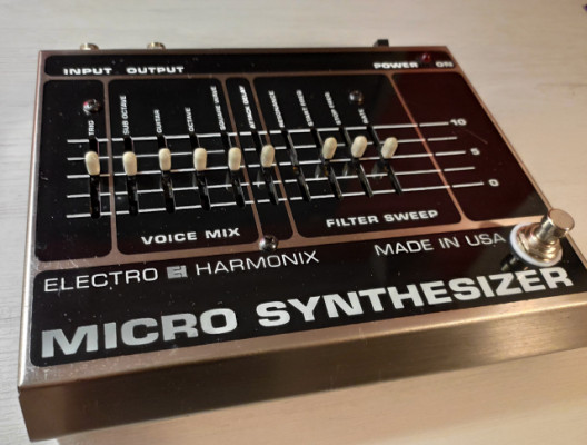 Electro harmonix micro synthesizer