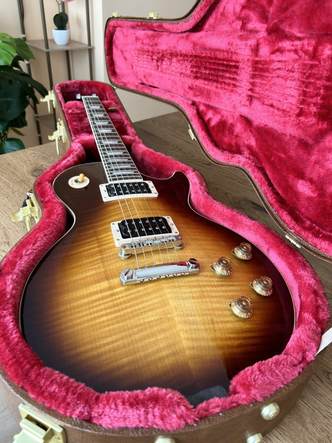 Gibson les Paul slash november burst