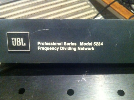 Divisor de frecuencia JBL 5234