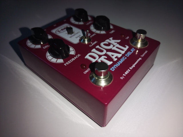 T-rex delay. RESERVADO