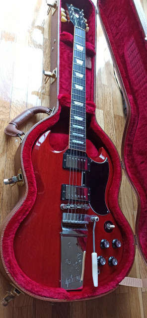 Gibson SG 61 - Maestro Vibrola, cambios dentro