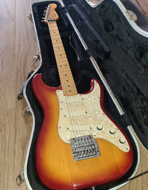 Fender stratocaster élite 1983