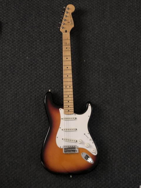 Fender stratocaster 98 MIM
