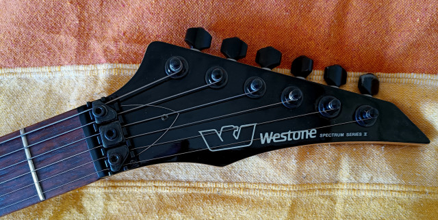 Guitarra Westone SP6112 , Spectrum Series II