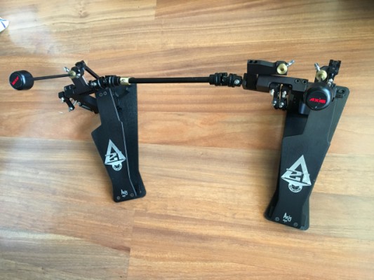 Doble pedal AXIS Sabre A21