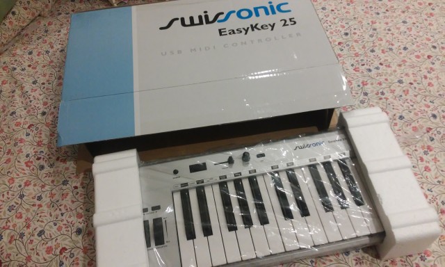 Swisssonic 25 keys (teclado controlador)