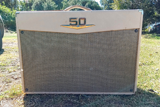 Crate Palomino 50