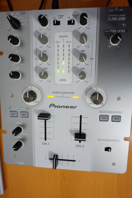 PIONEER DJM 250 W