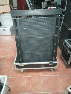 Líne array audio center 210 DSP
