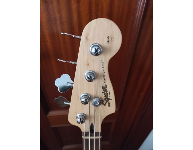 Cambio precision bass squier affinity