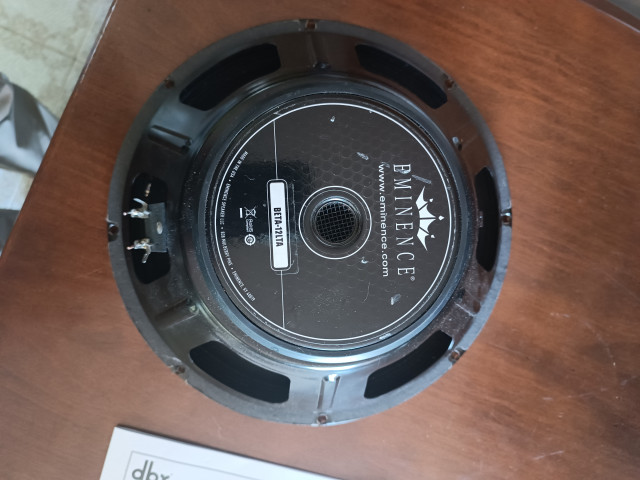 Altavoz EMINENCE beta 12ltd