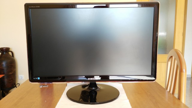 Samsung LED 27 Monitor Full HD