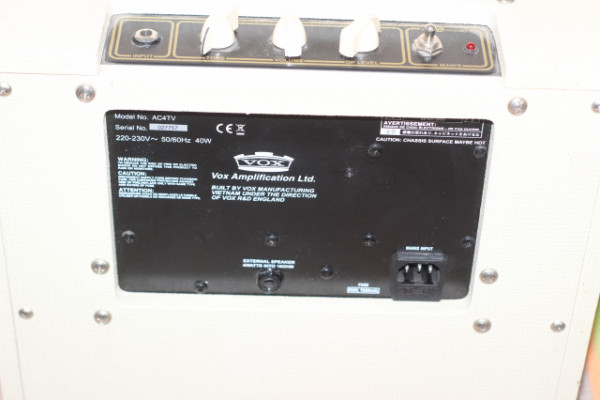 Amplificador VOX AC4TV White