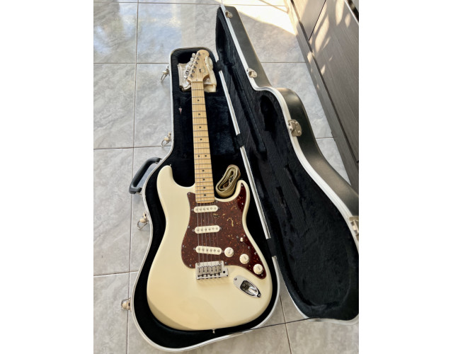 Fender american std stratocaster USA