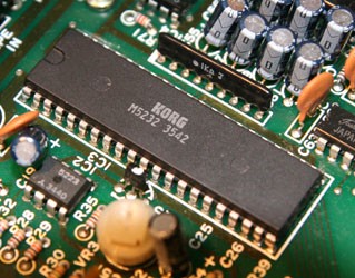 Busco Chip MSM5232 OKI para Poly 800