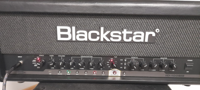 Amplificador guitarra Blackstar ID100 TVP+Footswich FS10